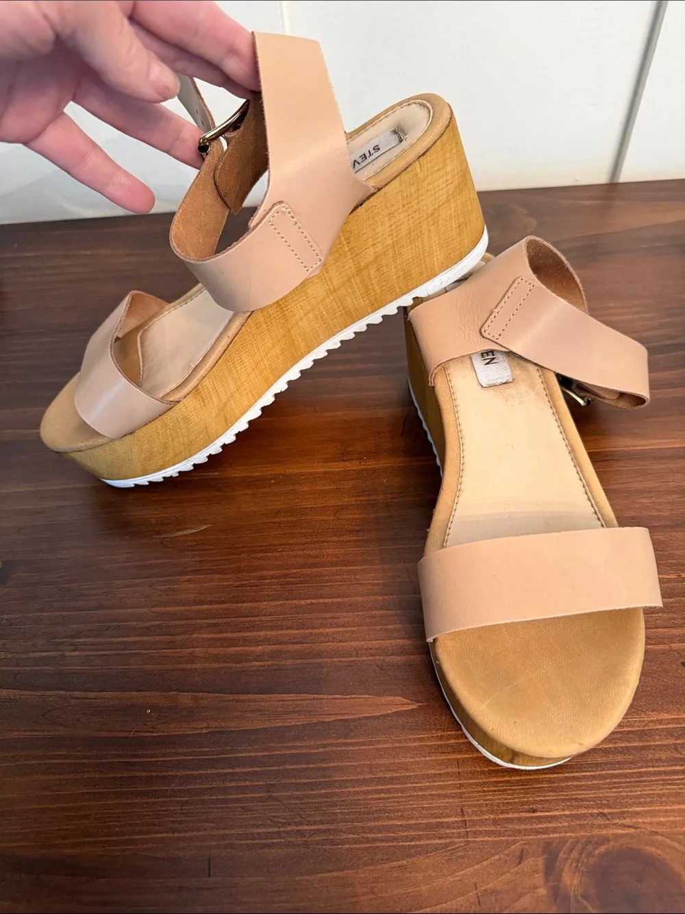 Steve Madden Leather Platform summer Sandals Neutral Resort Style Est. Sz 8